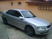 Opel Vectra 2,5 V6